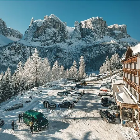 Kolfuschgerhof Mountain Resort-3